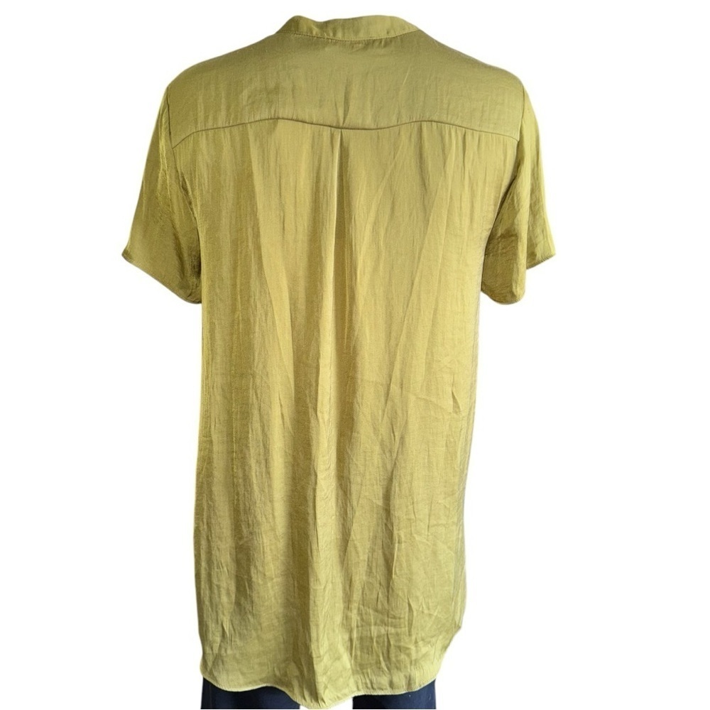 NWT WOMENS RACHEL ZOE XS V NECK AVACADO COLORED BLOUSE SHORT SLEEVE - Picture 3 of 5